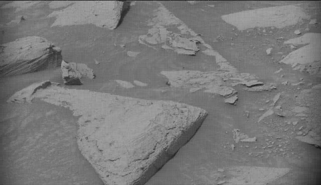 Sol 4132: Mast Camera (Mastcam)