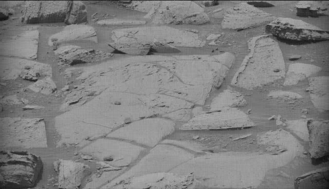 Sol 4132: Mast Camera (Mastcam)