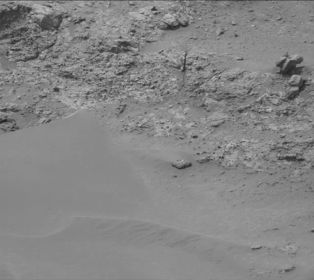 Sol 4132: Mast Camera (Mastcam)