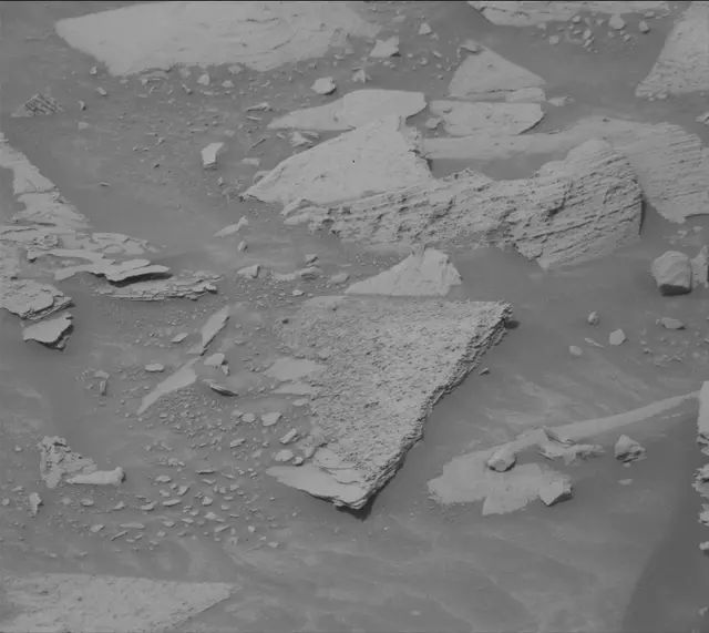 Sol 4132: Mast Camera (Mastcam)