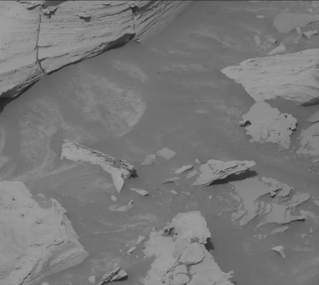 Sol 4132: Mast Camera (Mastcam)