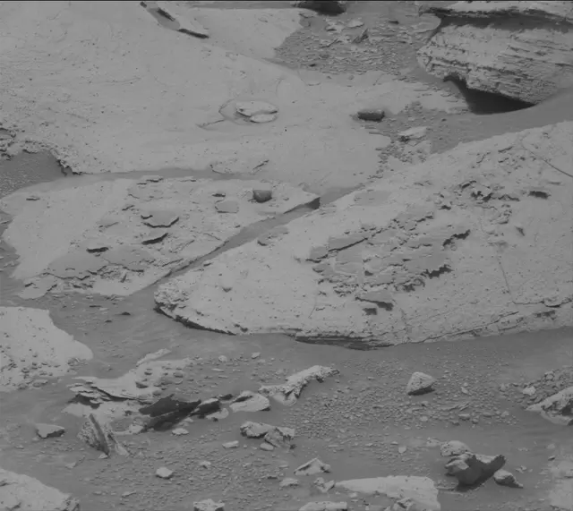 Sol 4132: Mast Camera (Mastcam)