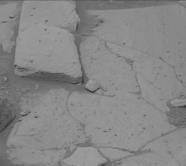 Sol 4132: Mast Camera (Mastcam)