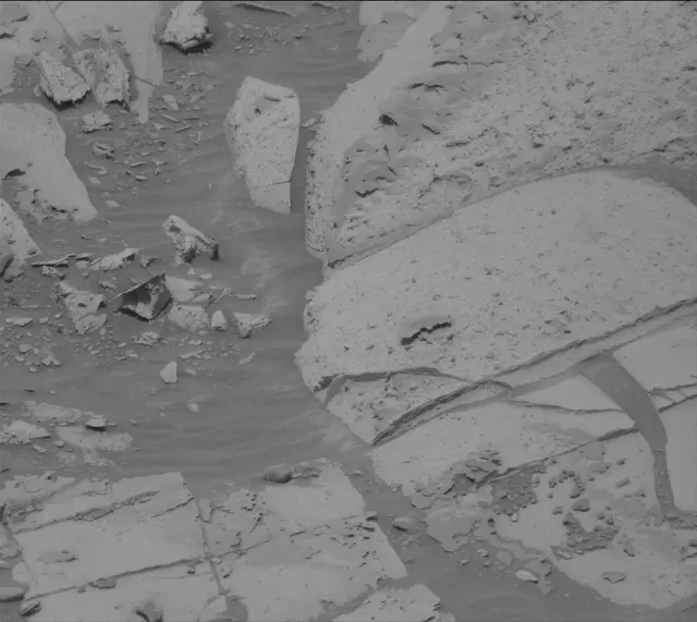 Sol 4132: Mast Camera (Mastcam)
