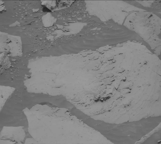 Sol 4132: Mast Camera (Mastcam)