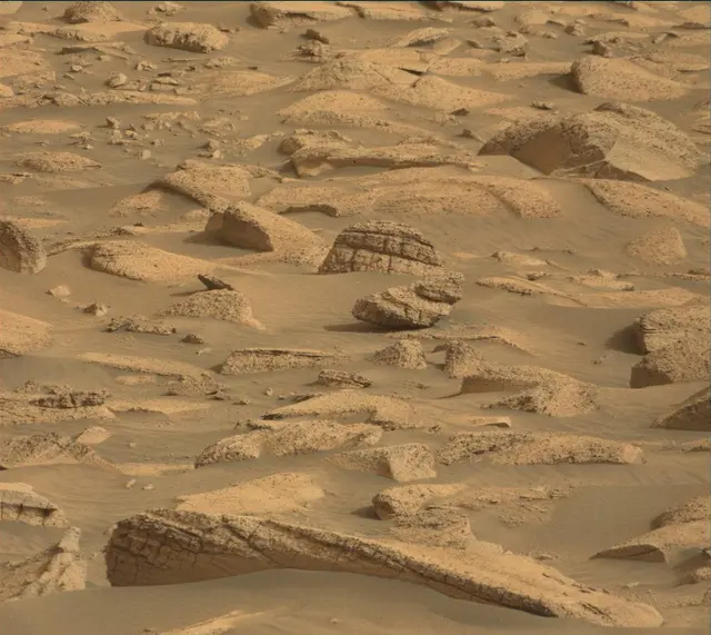 Sol 4132: Mast Camera (Mastcam)