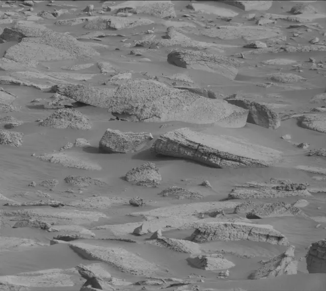 Sol 4132: Mast Camera (Mastcam)