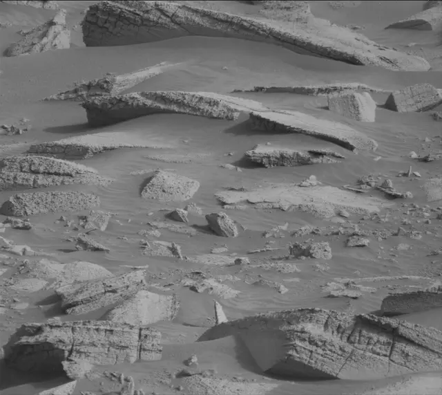 Sol 4132: Mast Camera (Mastcam)
