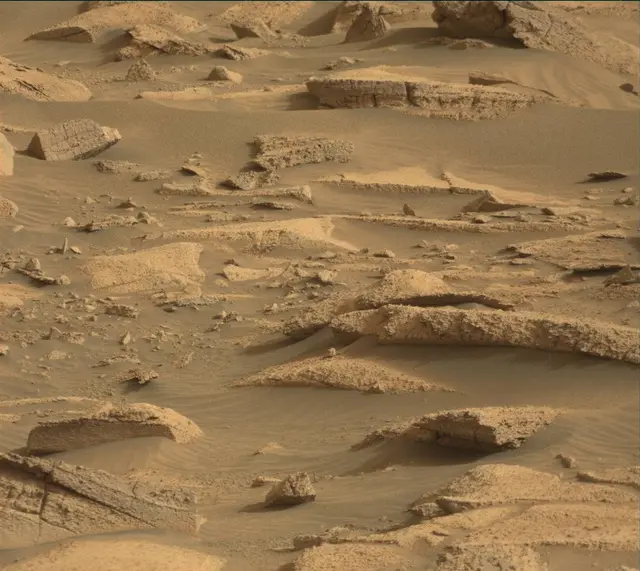 Sol 4132: Mast Camera (Mastcam)