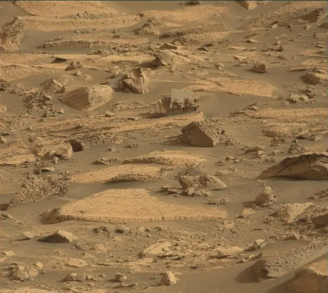 Sol 4132: Mast Camera (Mastcam)