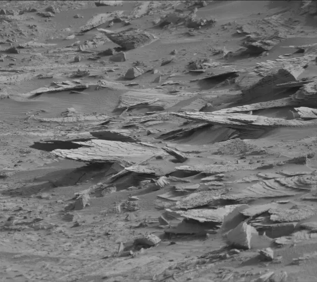 Sol 4132: Mast Camera (Mastcam)