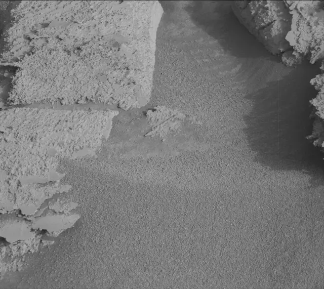 Sol 4132: Mast Camera (Mastcam)