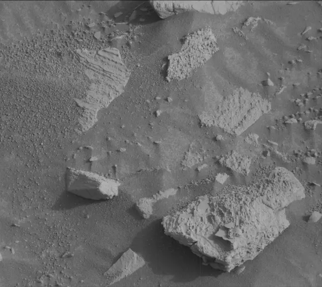 Sol 4132: Mast Camera (Mastcam)