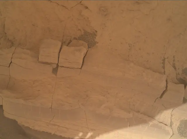 Sol 4132: Mars Hand Lens Imager (MAHLI)