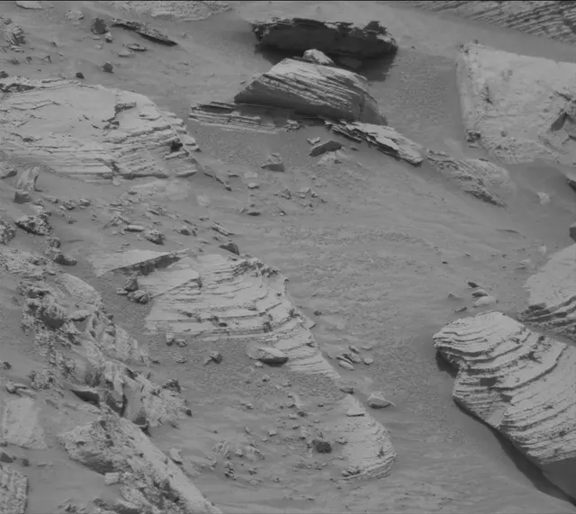 Sol 4134: Mast Camera (Mastcam)