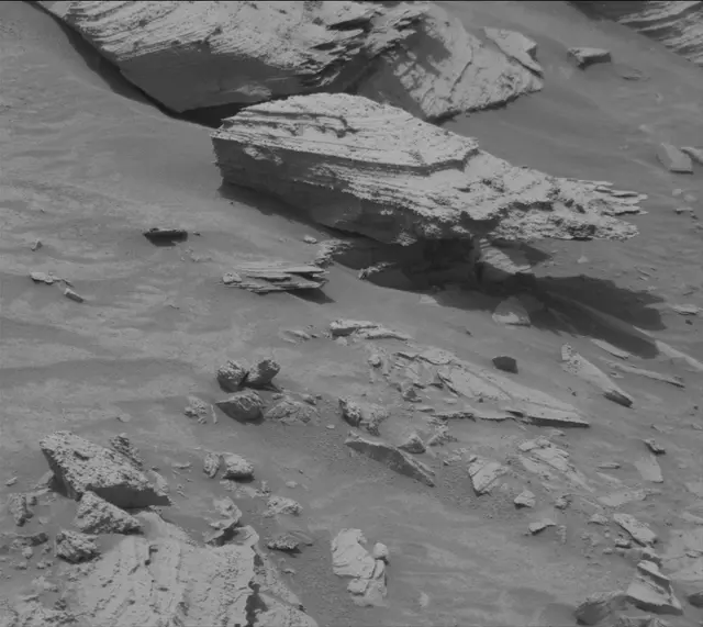 Sol 4134: Mast Camera (Mastcam)