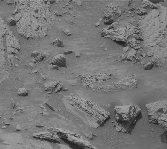 Sol 4134: Mast Camera (Mastcam)