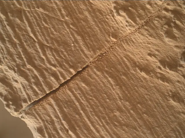 Sol 4134: Mars Hand Lens Imager (MAHLI)