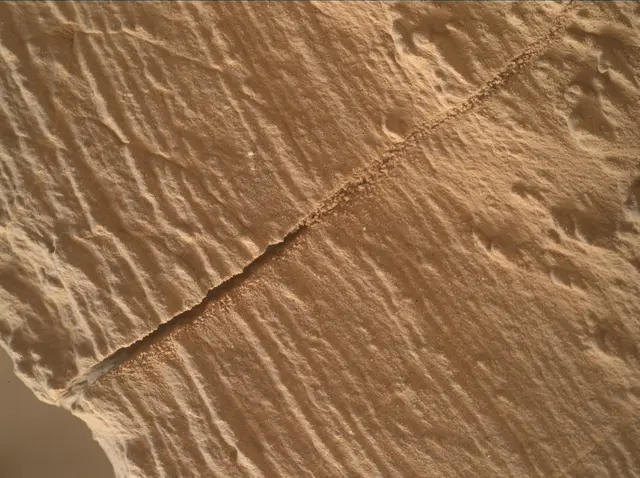 Sol 4134: Mars Hand Lens Imager (MAHLI)
