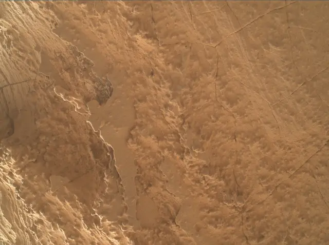 Sol 4134: Mars Hand Lens Imager (MAHLI)