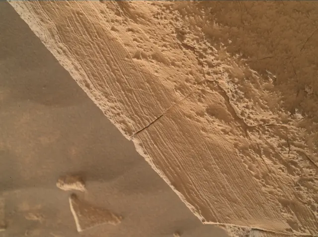 Sol 4134: Mars Hand Lens Imager (MAHLI)