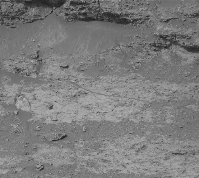 Sol 4135: Mast Camera (Mastcam)