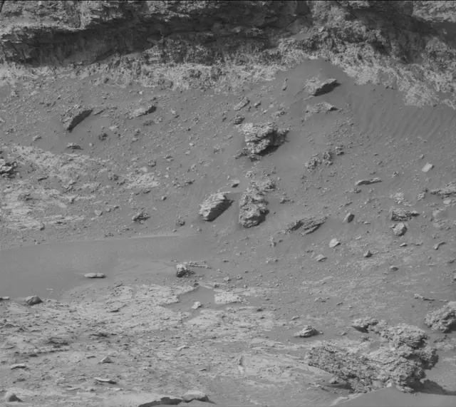 Sol 4135: Mast Camera (Mastcam)