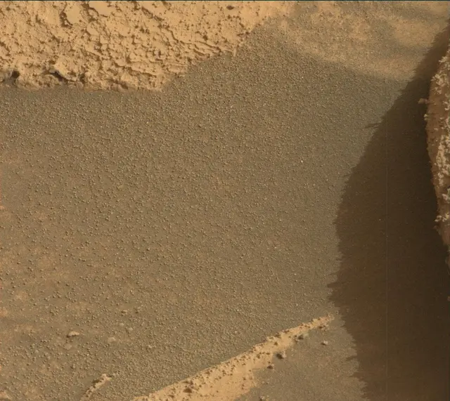 Sol 4135: Mast Camera (Mastcam)