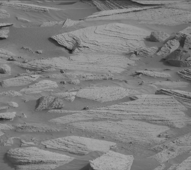 Sol 4137: Mast Camera (Mastcam)