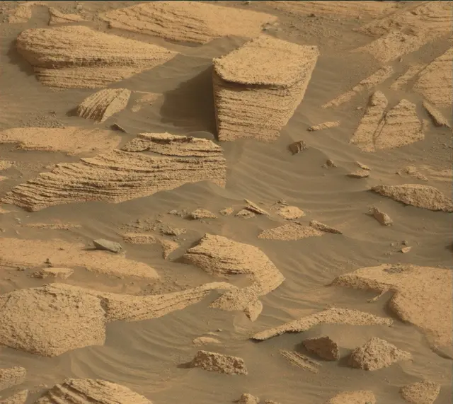 Sol 4137: Mast Camera (Mastcam)