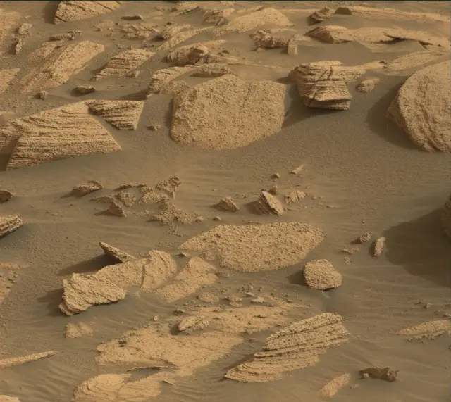 Sol 4137: Mast Camera (Mastcam)