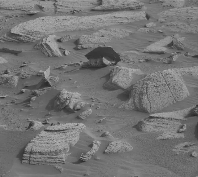 Sol 4137: Mast Camera (Mastcam)