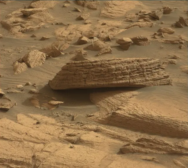 Sol 4137: Mast Camera (Mastcam)