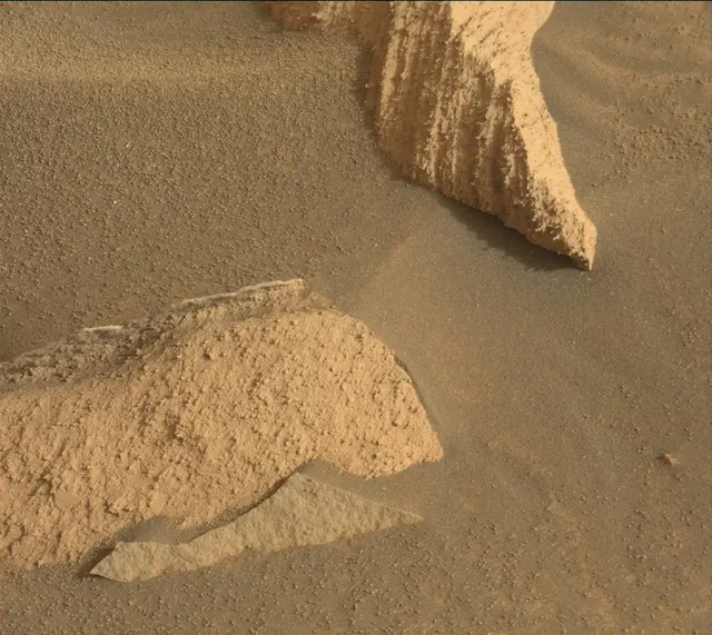 Sol 4137: Mast Camera (Mastcam)