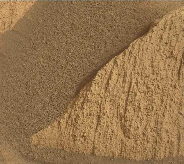 Sol 4137: Mast Camera (Mastcam)