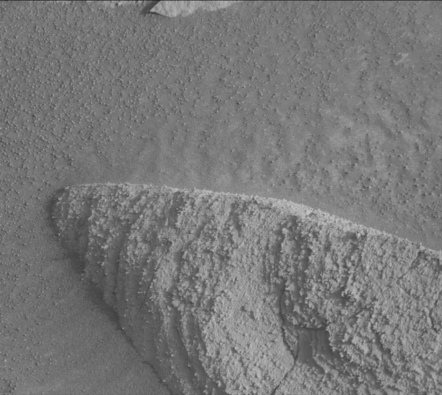 Sol 4137: Mast Camera (Mastcam)
