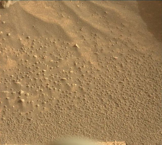 Sol 4137: Mast Camera (Mastcam)