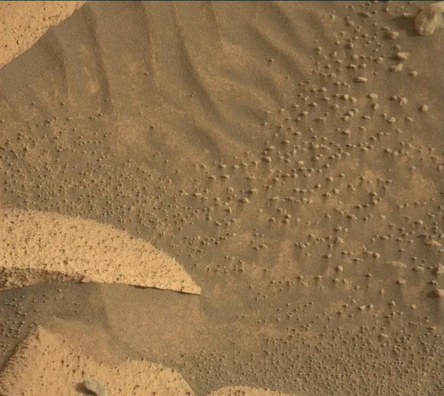 Sol 4137: Mast Camera (Mastcam)