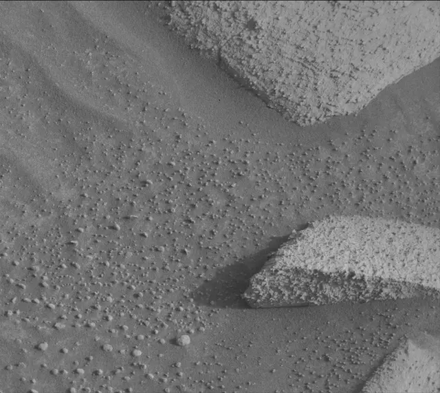 Sol 4137: Mast Camera (Mastcam)