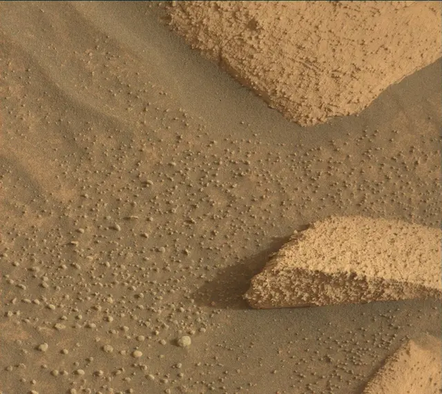 Sol 4137: Mast Camera (Mastcam)