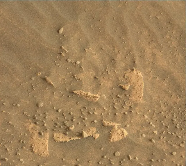 Sol 4137: Mast Camera (Mastcam)