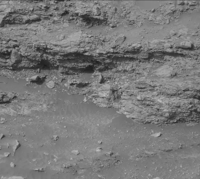 Sol 4138: Mast Camera (Mastcam)