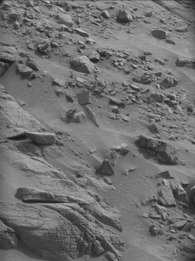 Sol 4139: Mast Camera (Mastcam)