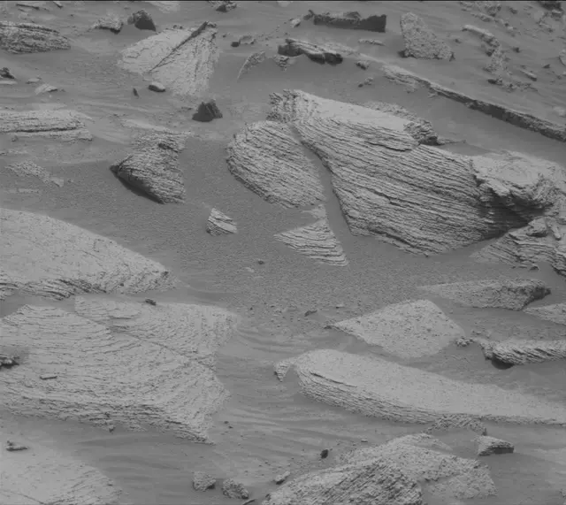 Sol 4139: Mast Camera (Mastcam)