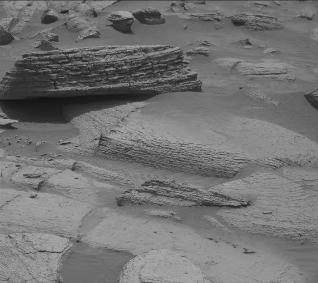 Sol 4139: Mast Camera (Mastcam)