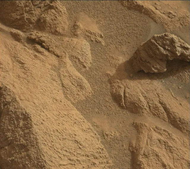 Sol 4139: Mast Camera (Mastcam)