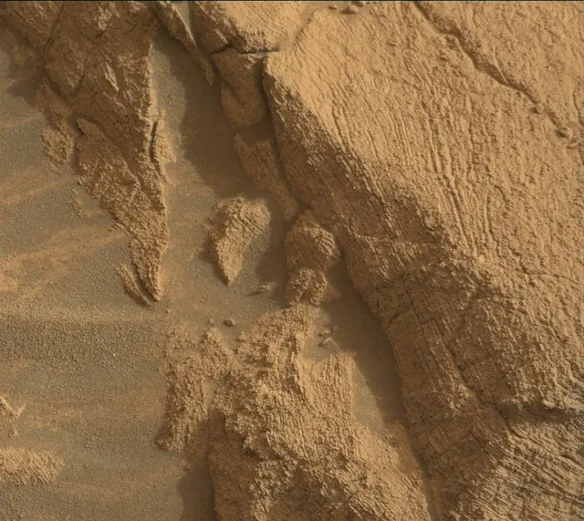 Sol 4139: Mast Camera (Mastcam)
