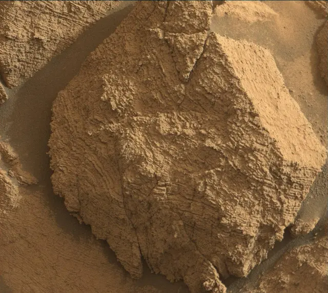 Sol 4139: Mast Camera (Mastcam)