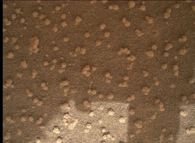 Sol 4139: Mars Hand Lens Imager (MAHLI)