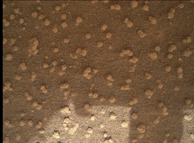 Sol 4139: Mars Hand Lens Imager (MAHLI)